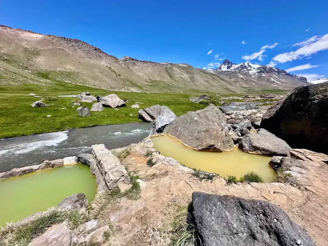 Termas del Cajón Grande - Mendoza - Aguas Termales Argentina